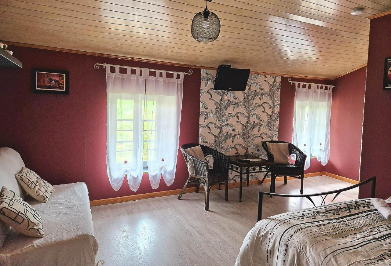 ホテル Le Domaine De Laurolie Gaujacq エクステリア 写真
